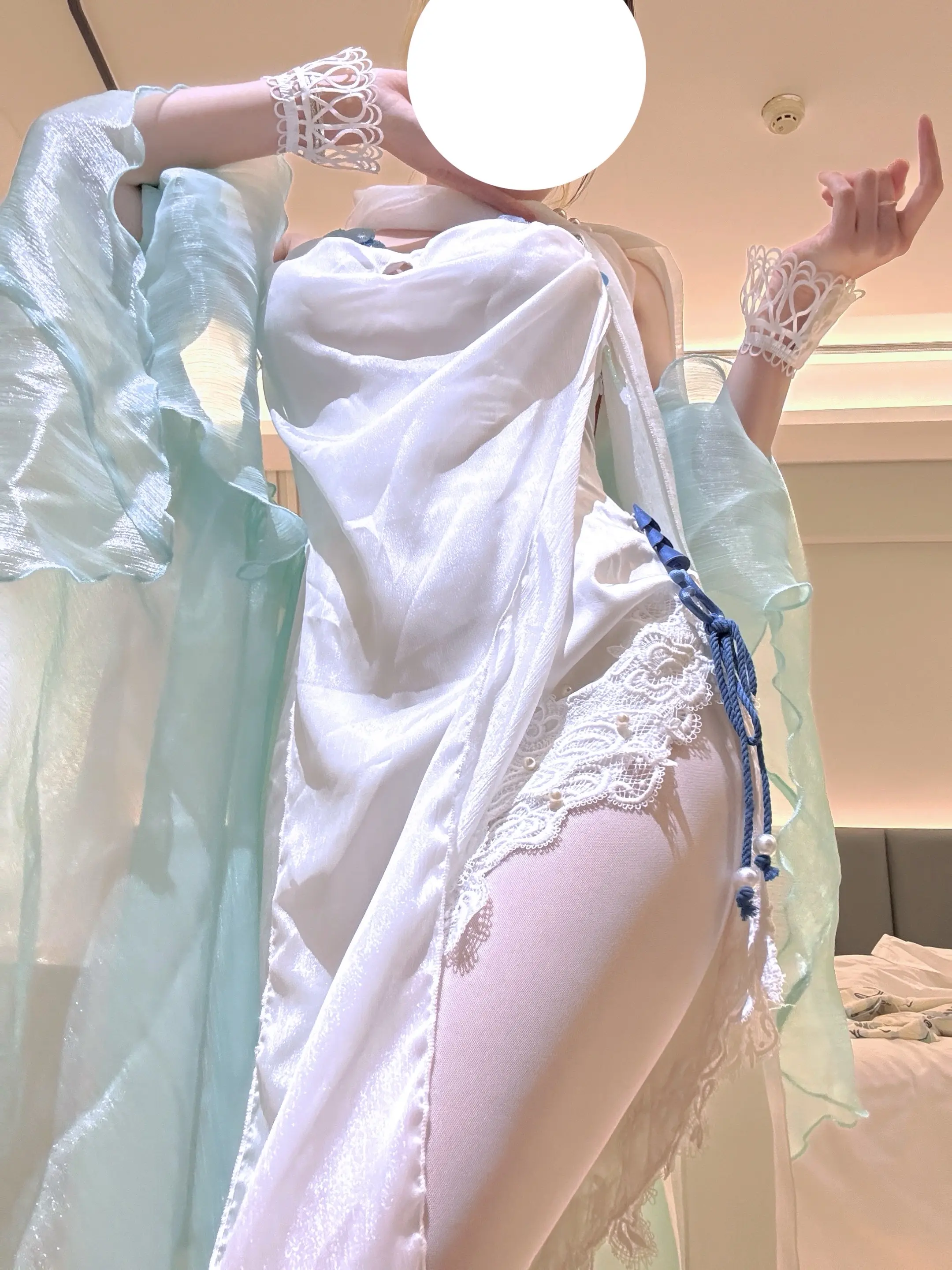 人基础衣服就不基础，动作不基础。回复