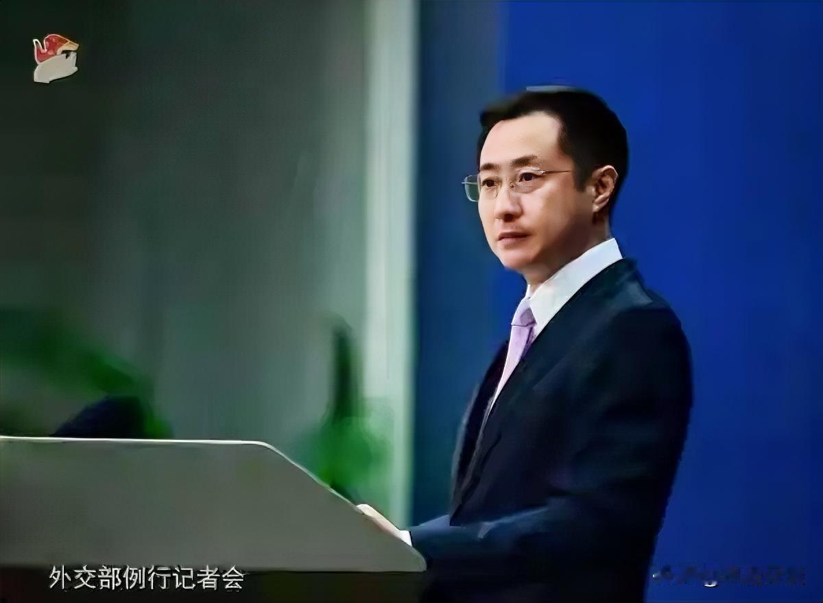 外交部一针见血！一小撮国家唯恐南海不乱
7月22日外交部记者会上，发言人林剑回击