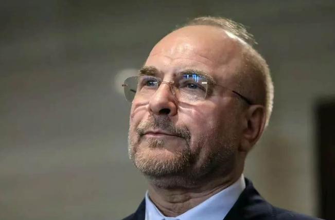 伊朗背后果然有高人，直接抛出了一个让人意想不到的举动。

在4月13日，伊朗常驻