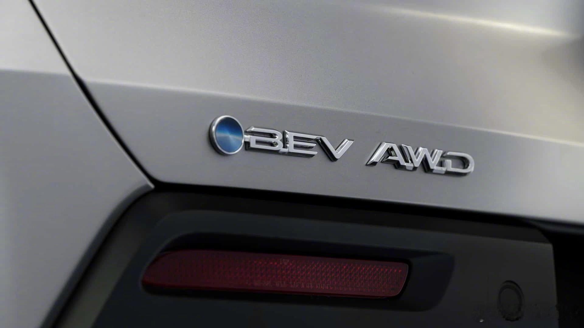 纯电汉兰达官图发布丰田首款纯电三排SUV来了北美双电池可选：77度/95.8度续