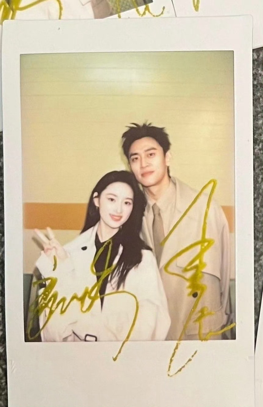 姐姐姐夫拍立得合照姐姐姐夫心动拍立得 好心动啊！氛围感与甜度双在线，姐姐姐夫的拍