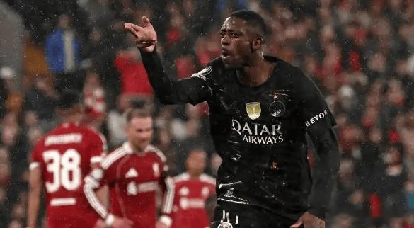 巴黎晋级欧冠四强在欧冠四分之一决赛的焦点大战中，巴黎圣日耳曼以总比分4-0强势淘