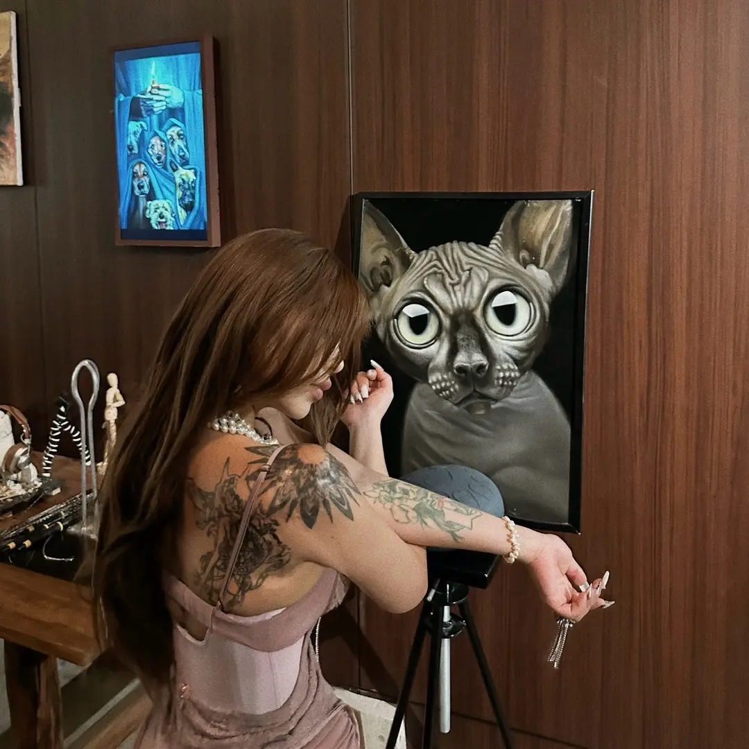 所后悔的纹身变成你留给我的绝版画作 晚安陈曼妮 你的一生是未完成的博物...