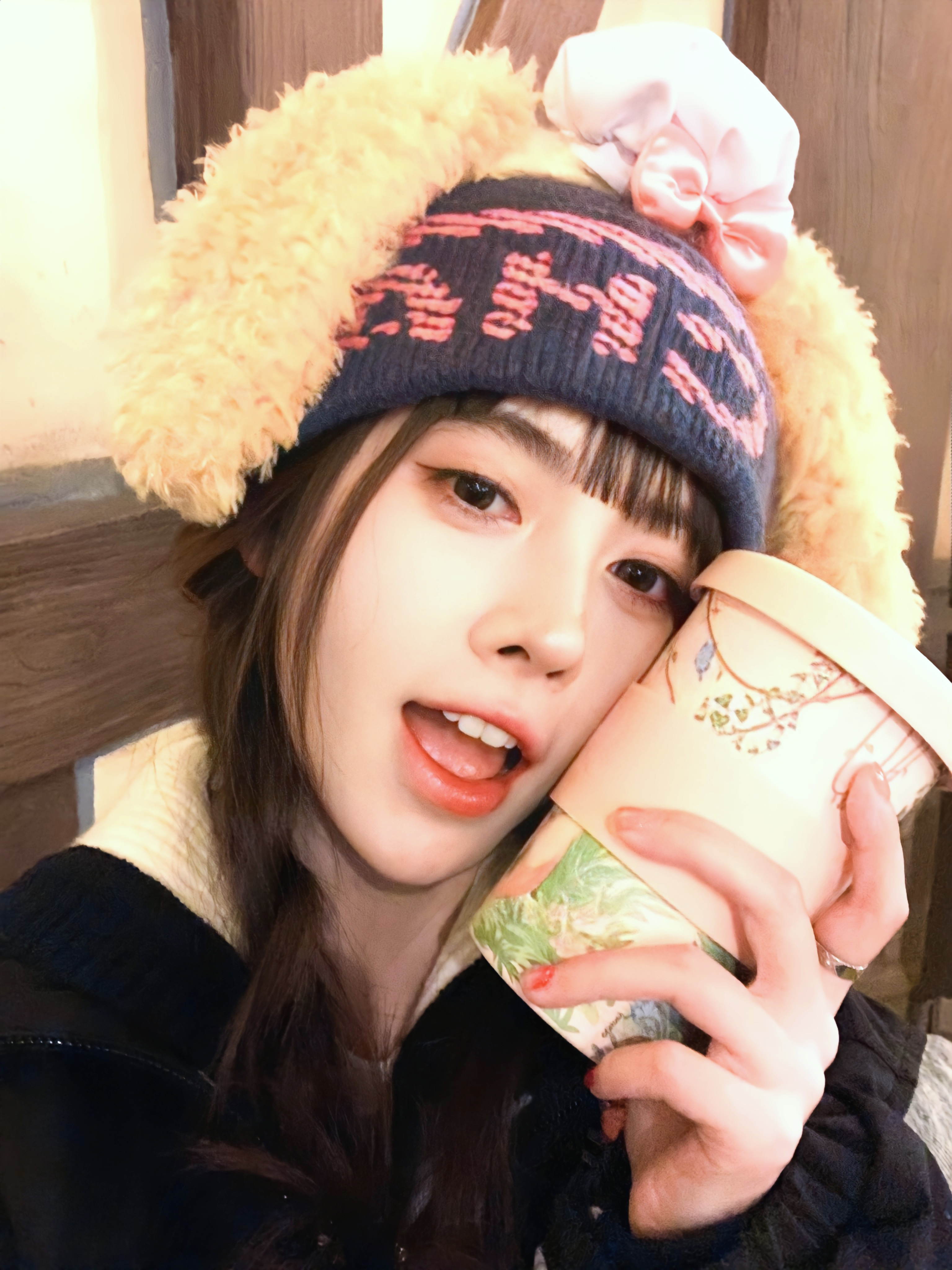 鞠婧祎鞠婧祎鞠婧祎阿黛 🦴-糟糕 被小狗萌晕惹ᯅ̈