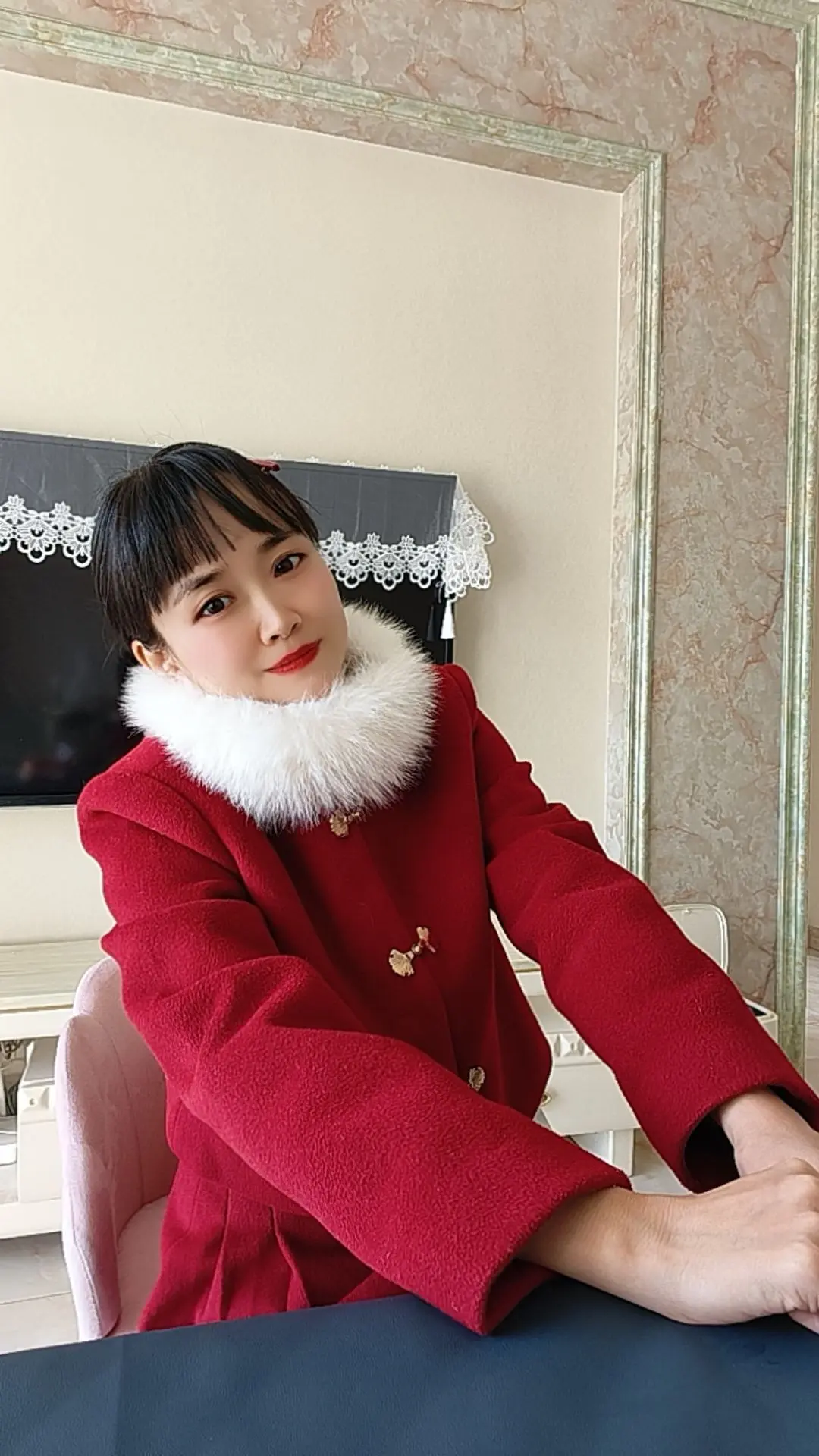 非要小妹妹吗，像我这样的阿姨不可以？