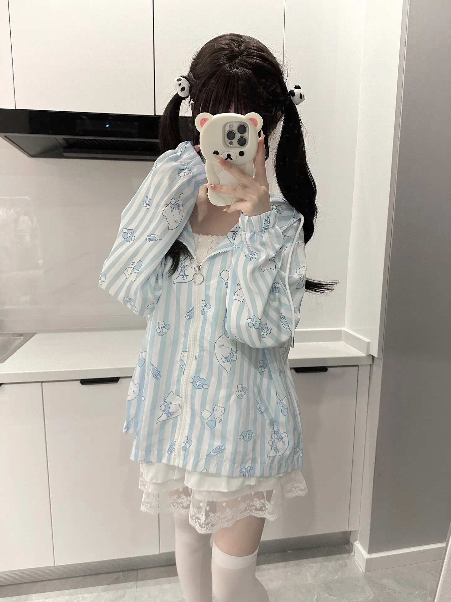 做朋友更长久 可是我还是想牵你的手