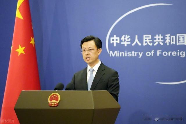 连炸11天彻底捅破红线！伊朗放出终极警告，大规模全面反攻蓄势待发
 
中东局势已