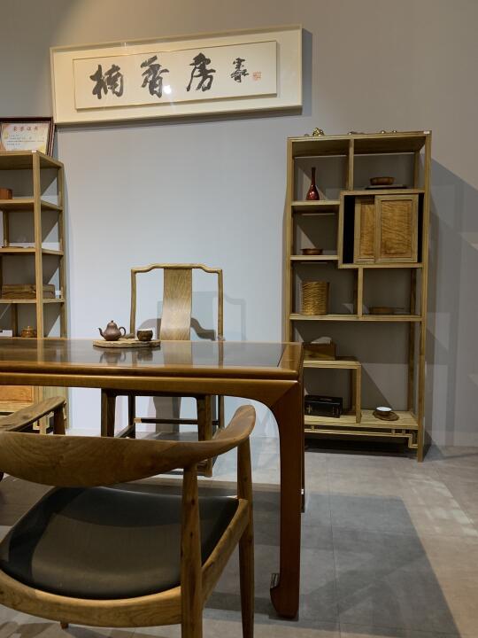 上海滩网红家具店的内幕