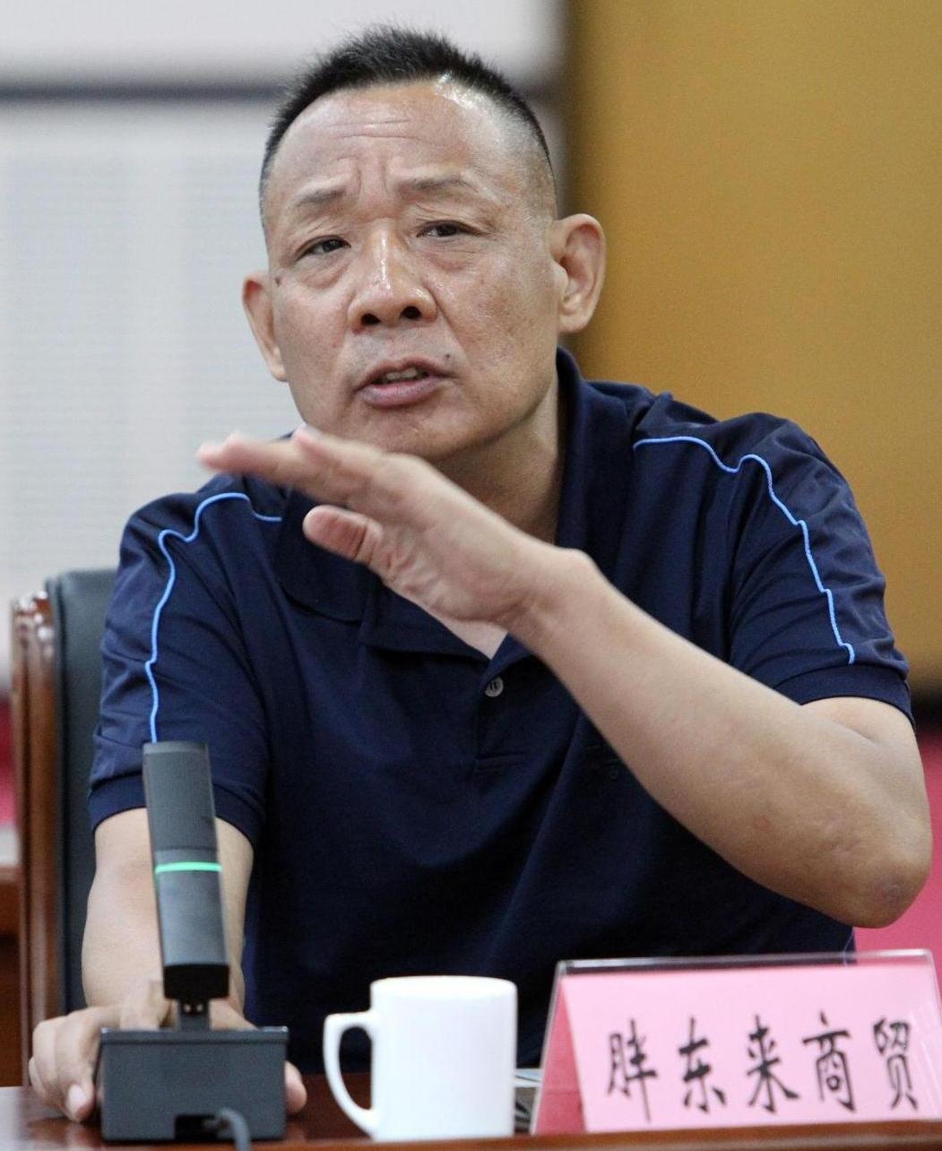 全国都在谈胖东来，都在学胖东来，但都学不了也学不好，问题在哪？来看于东来向高层座