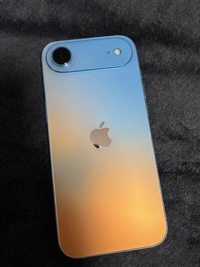 如果iPhone Air也出一款橘子海配色，你觉得好看吗？ 