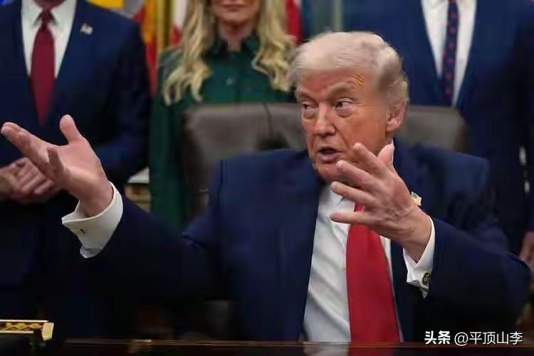 特朗普嘲讽英国首相，早已不是新闻，而是这位“政治真人秀”前主持人的固定戏码。他的