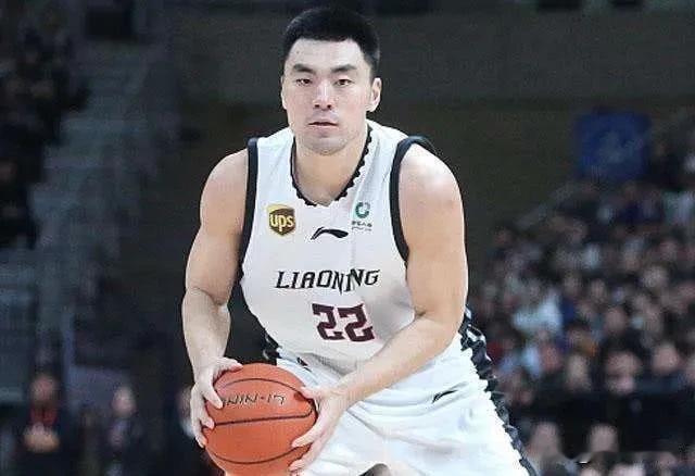 玄冥二老退役后谁能扛起辽宁男篮的内线。最近几个赛季辽宁依靠郭艾伦，赵继伟和张镇麟