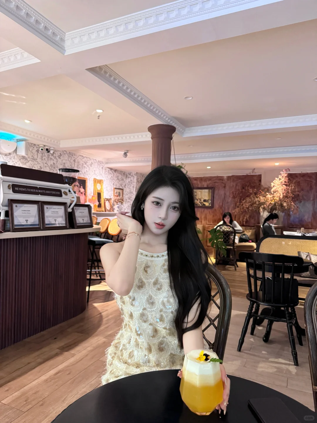 🥖✨📹☕️