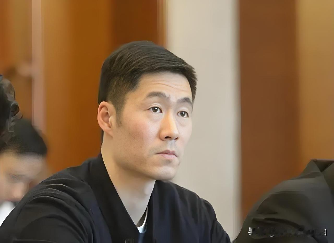 平心而论，冠军赛打完，王励勤对 3 人“应该不满意”

林诗栋，林诗栋不是首次输
