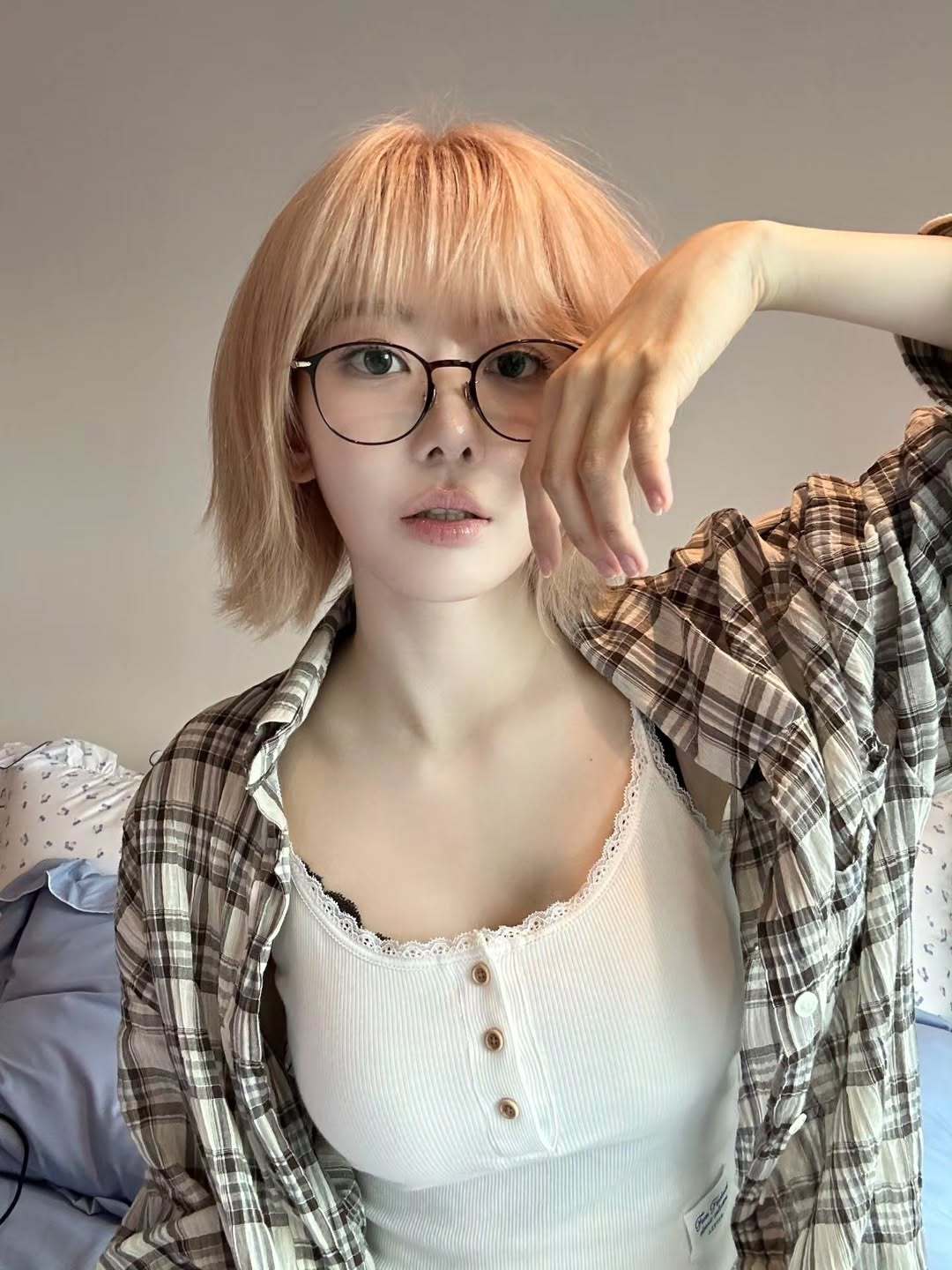 宫脇咲良 ins更新 