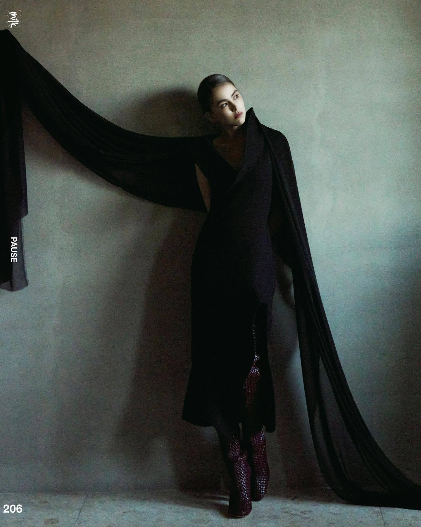 #昆凌[超话]# MilkX OCT. CoverStory | 昆凌 HANN