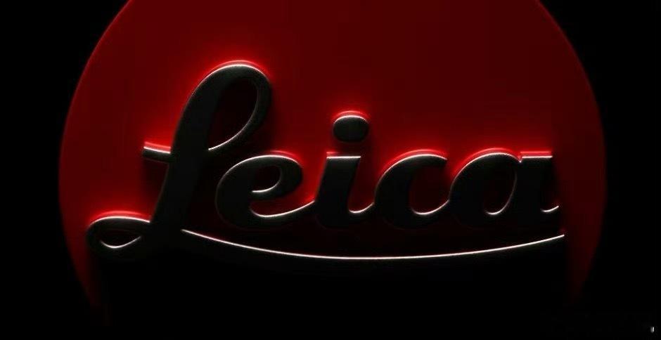 小米 17Ultra 红标徕卡版来了。可乐小标 在限定版机身上，猜个起售价？ 