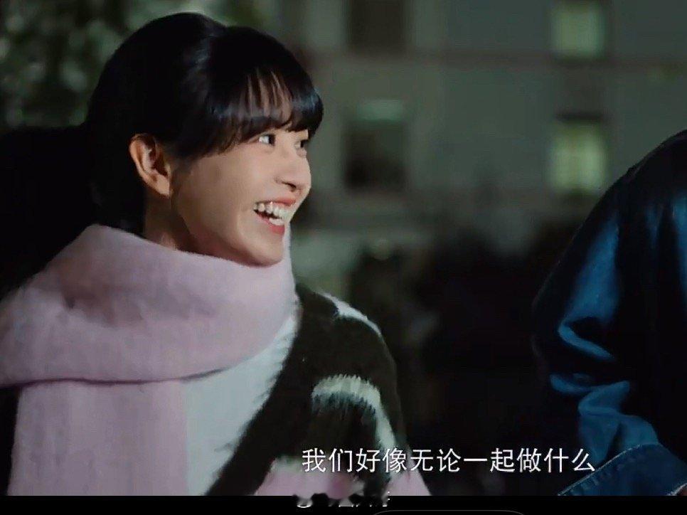 田曦薇给胡一天擦头发镜头田曦薇胡一天新剧吻戏 呀呀呀呀呀，就是说田曦薇和胡一天在