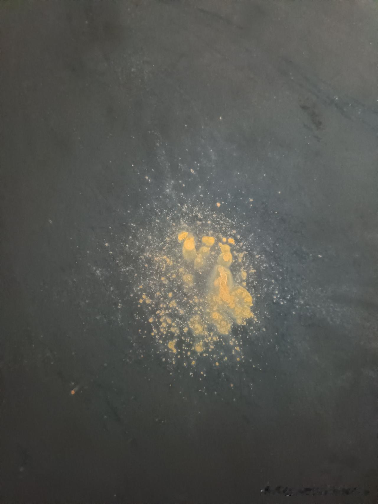 太闹心了，这回年节都过完了，可是我在网上买的这口章丘铁锅，却让我闹心扒拉的。
