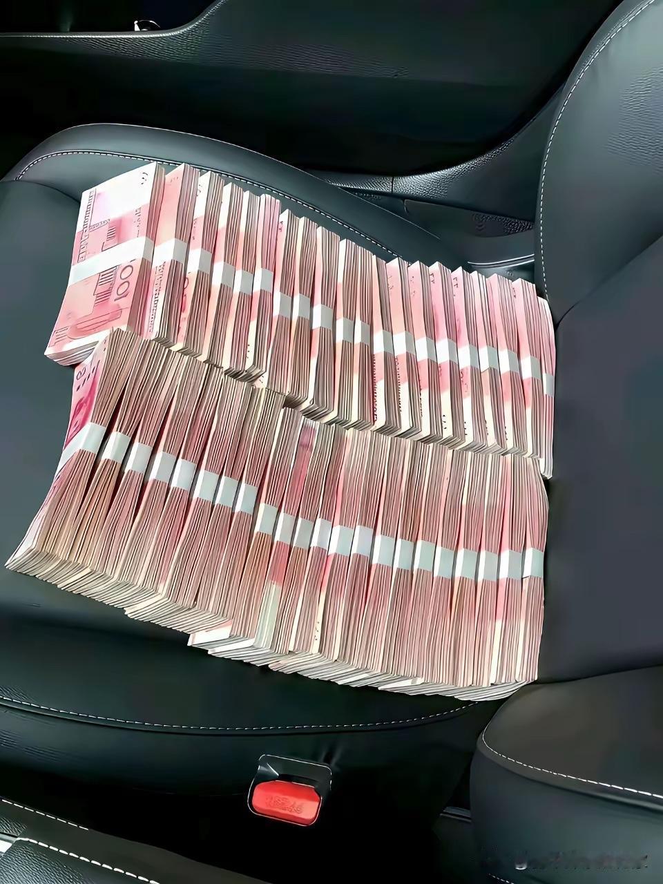 看到网友分享的
有五十万存款是什么状态
查了一下才知道
全国没有负债
并且有50