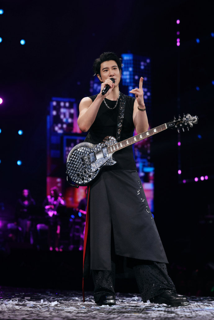 王力宏杭州演唱会预售售罄王力宏杭州演唱会售罄开票即售罄！王力宏用实力证明什么叫顶