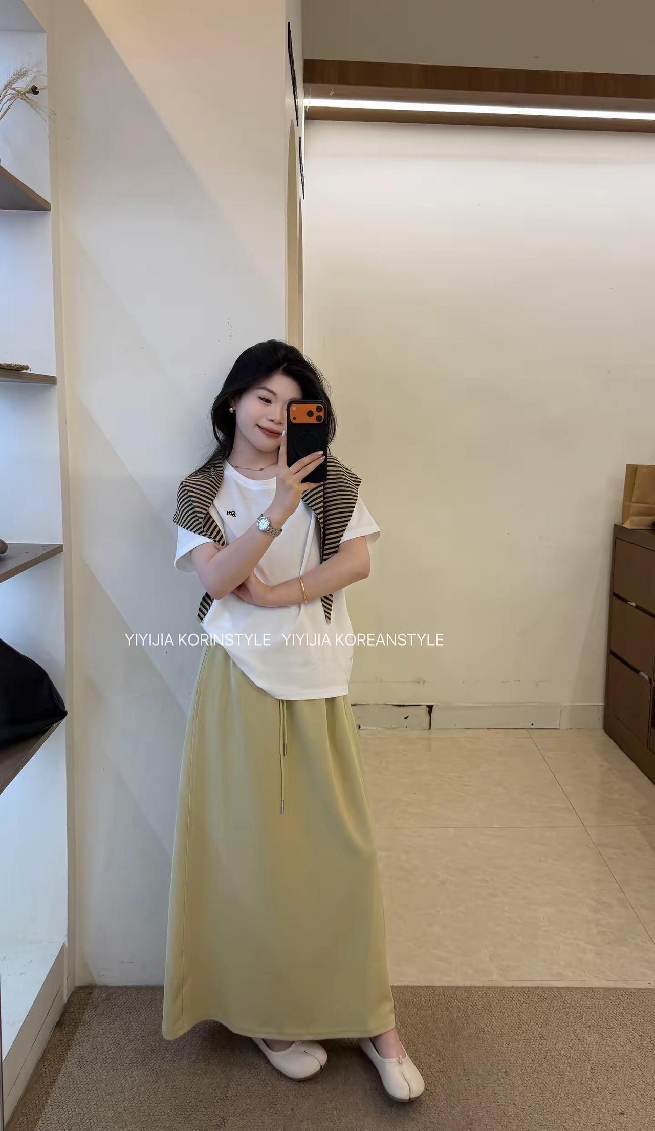 哪个色好看呀。