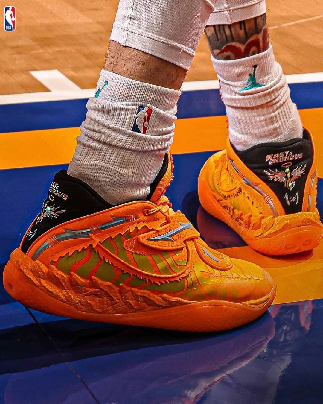 三球今日上脚第五代签名鞋 PUMA MB.05 PE。这颜值真的帅！三球