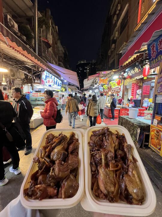 厦门八市本地人爱吃的姜母鸭