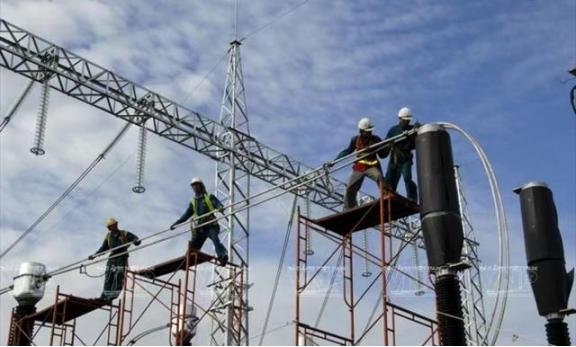 为何中国宁愿把电力输向越南，让越南夜晚灯火辉煌，却对朝鲜几乎绝不供电？要想明白这