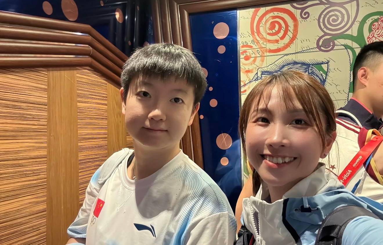 太萌了吧这个脸颊肉🤏 ​​​