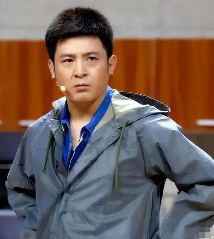 当春晚“小人物”孙涛为闫学晶“年入40万不够花”站台时，他亲手撕碎了自己经营20