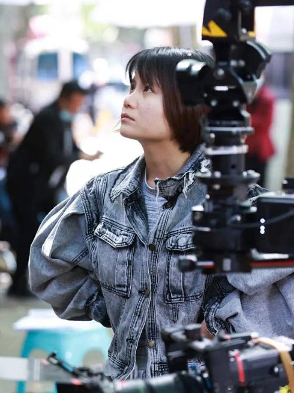 邵艺辉什么时候挥一勺邵导嘴上说虚度羞愧，粉丝已经饿到嗷嗷等饭了！不管啥档期，大家