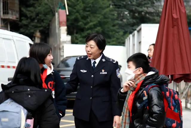 【政法群英谱】林春兰：永远把警服穿在心中（124）
