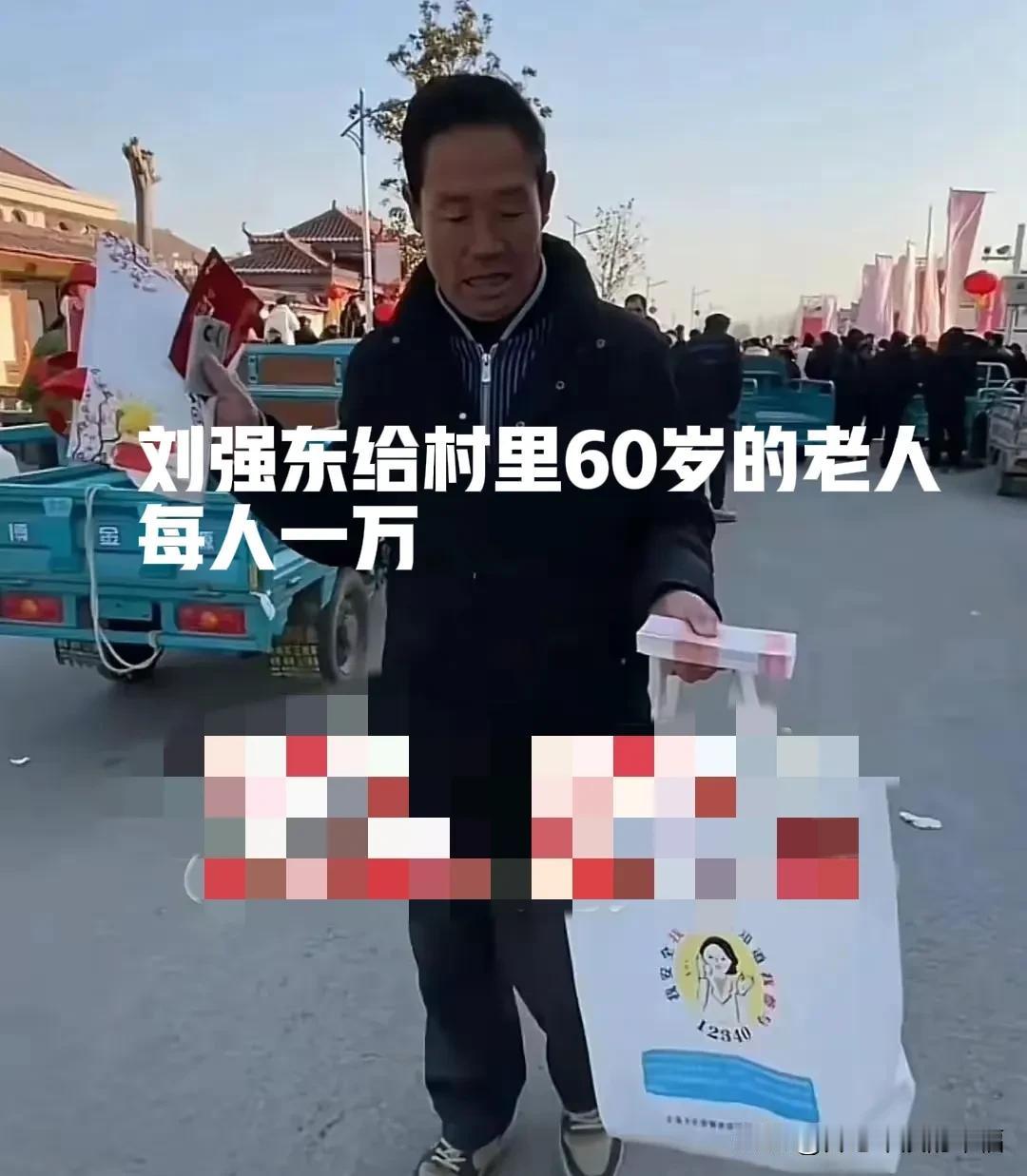 这么气派的大房子，没有人说他炫富[比心]
刘强东除了那次出轨风波，好像做的事都挺