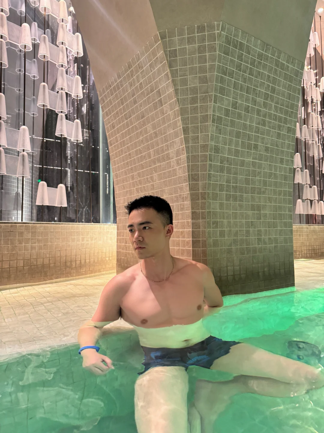 今日，宜泡汤♨️