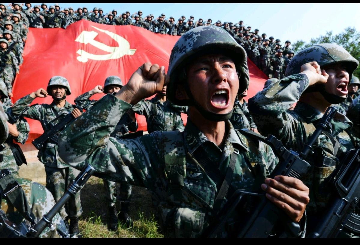 他极为罕见的把美军驻全球各基地的将领召回美国开了一次大会，这在美军历史上都极为罕