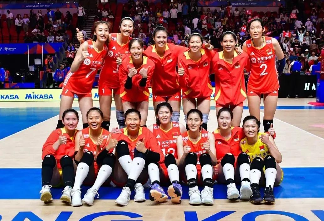 巴黎奥运会12支女排队伍产生！

东道主（1）1：法国

非洲第一（1）：肯尼亚