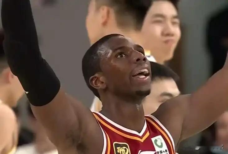 CBA山西队的球探绝对是个宝！很多球队花大价钱来回倒腾外援的时候，山西队总是能够