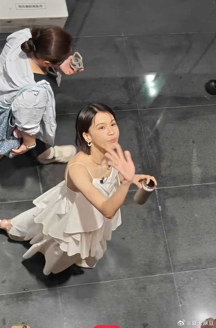 好后悔没更早一点爱上她，，41岁了却很有新人美，，我真的不能没有曾沛慈🥺(P1