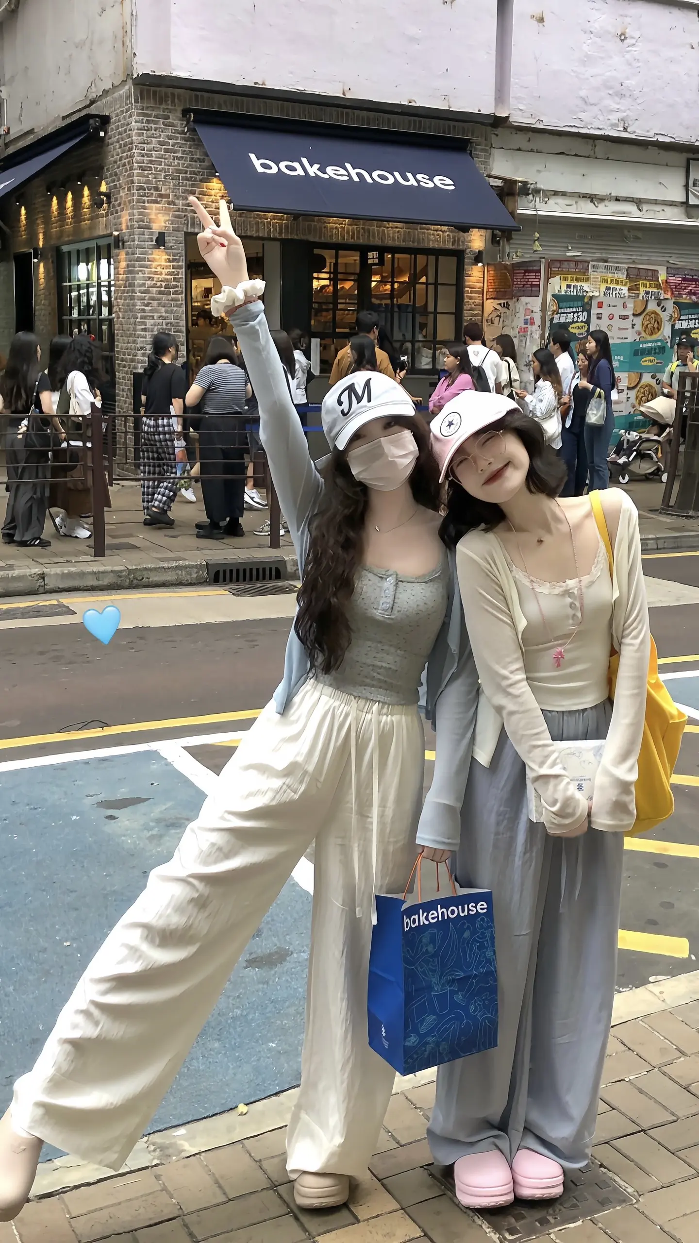 一个人是穿 两个人叫搭
