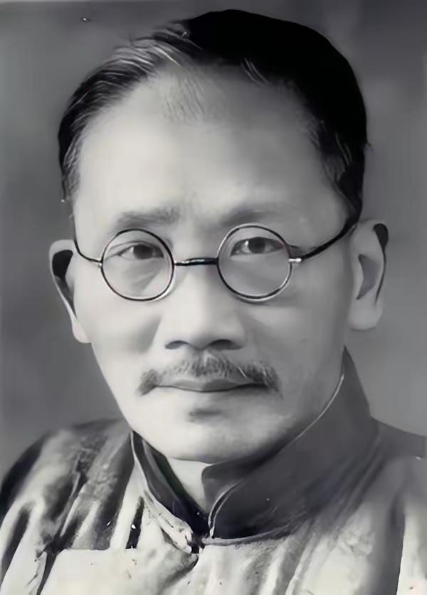 1949年，南京。保密局的特务已经把上万名共产党员的处决名单划好了红叉，就等一声