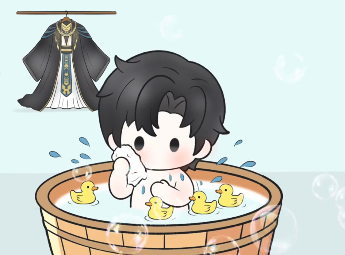 小小只的顾时夜洗澡🛀🏻，泡泡小黄鸭少不了，小小年纪就会自己搓背，是真的很爱干