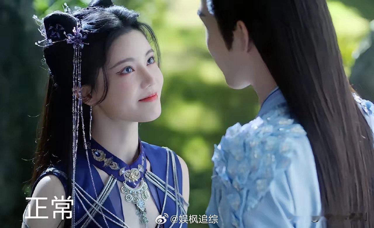 《千朵桃花一世开》暮悬铃中了悟心水毒后，因为无爱无恨，整个人冷冷冰冰的。可一解了