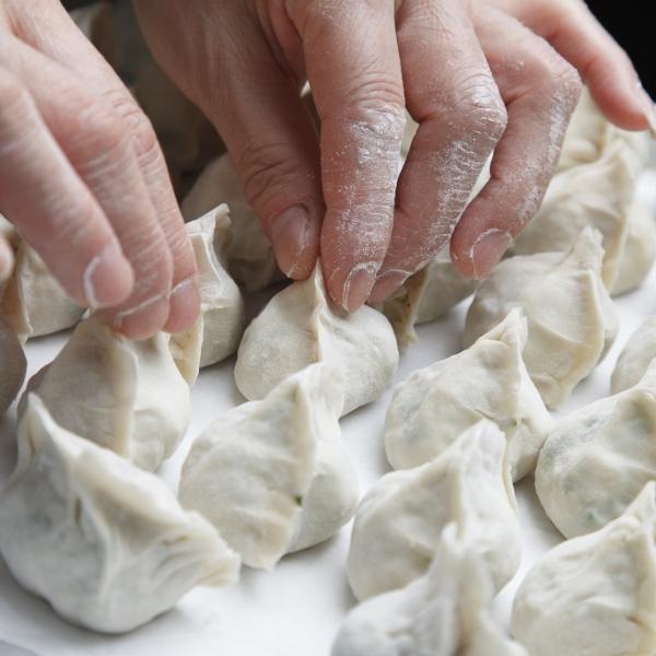 这么“精贵”的玻璃心保姆你们遇到过吗？还有必要留吗？

一雇主发视频说，早上吃饺