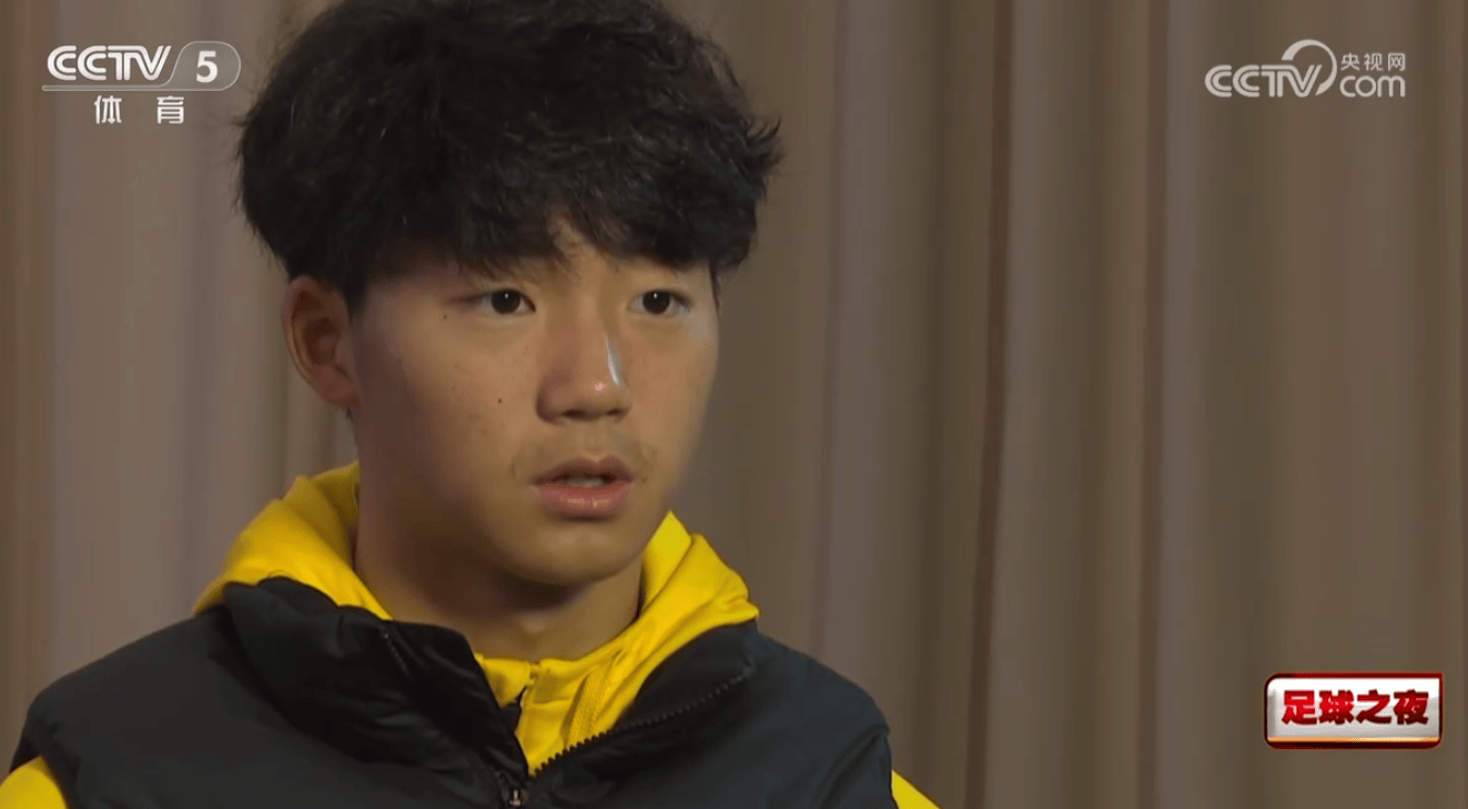 万项谈塞尔维亚生活：有人主动来挑衅自己，球包被藏了多次