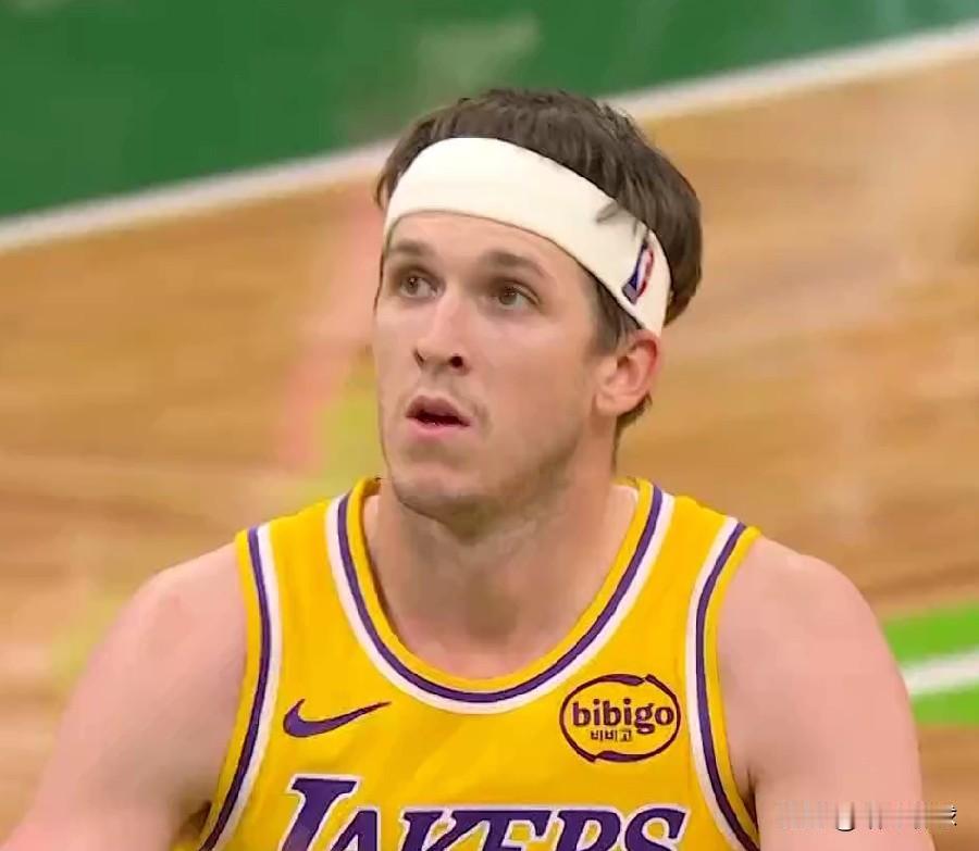 截止目前！！！本赛季单场得分上50+的球员出手次数和命中率！！！
约基奇：56分