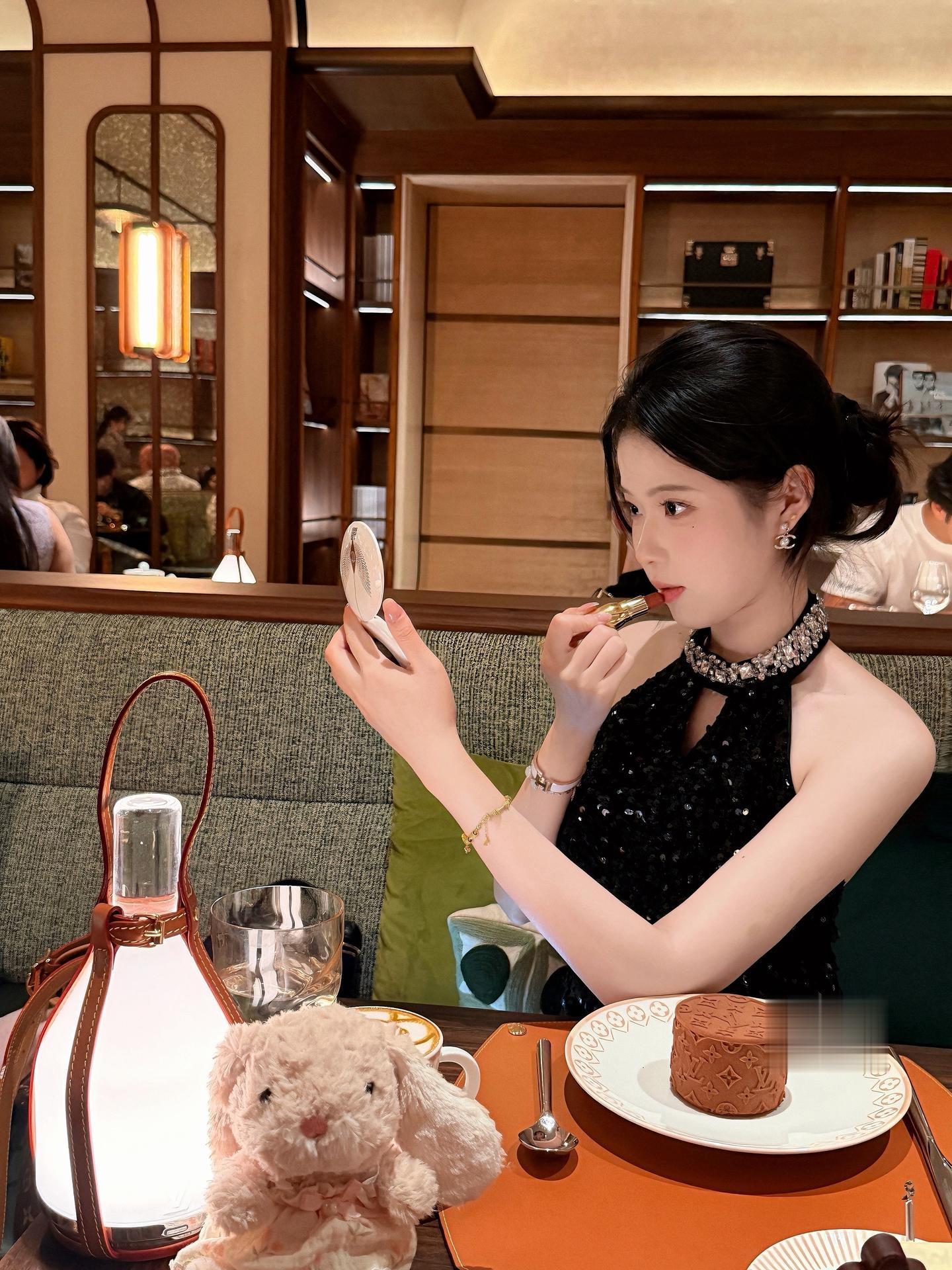 🍽️LV Café🤎 人生路易 事业威登🚢