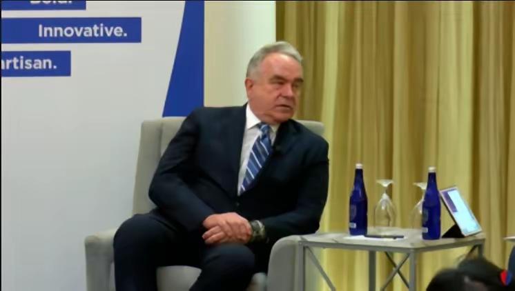 坎贝尔：拜登政府副国务卿，人称“印太地区战略沙皇”。他说：中国是全世界“现实主义