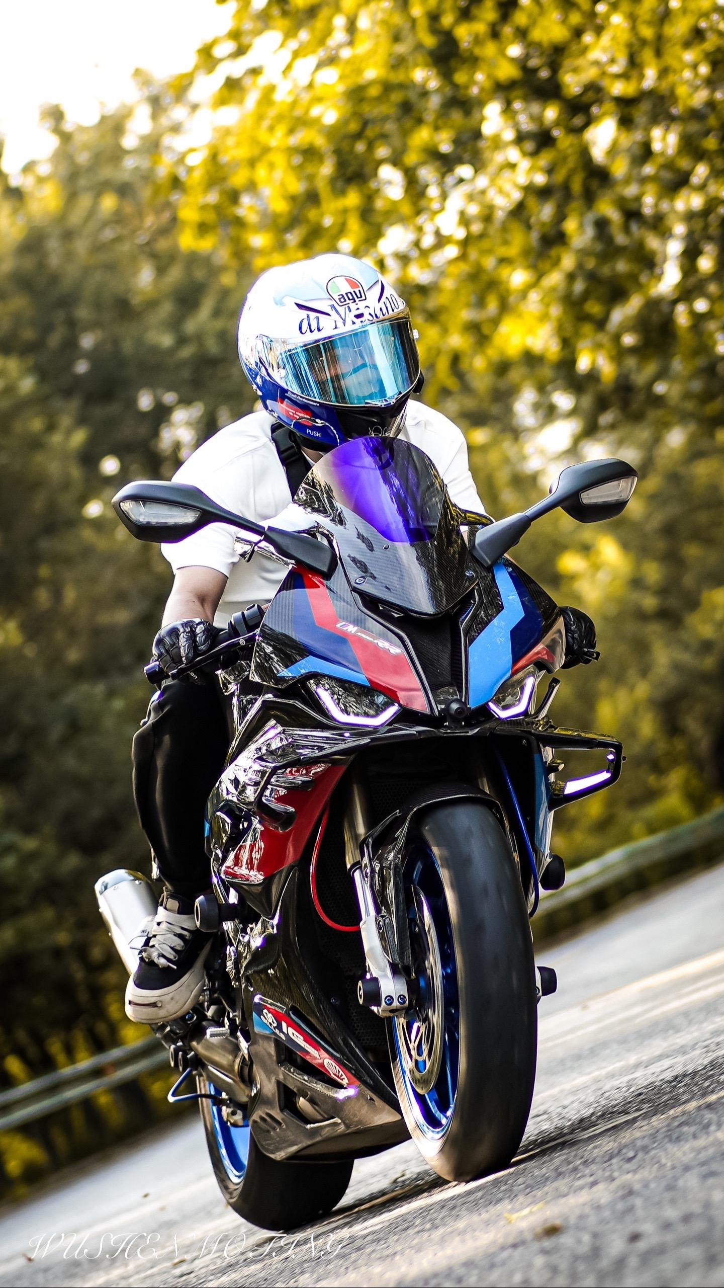 8月8日骊山追焦。第一部分。抓拍地点 大铁门向上第一个弯