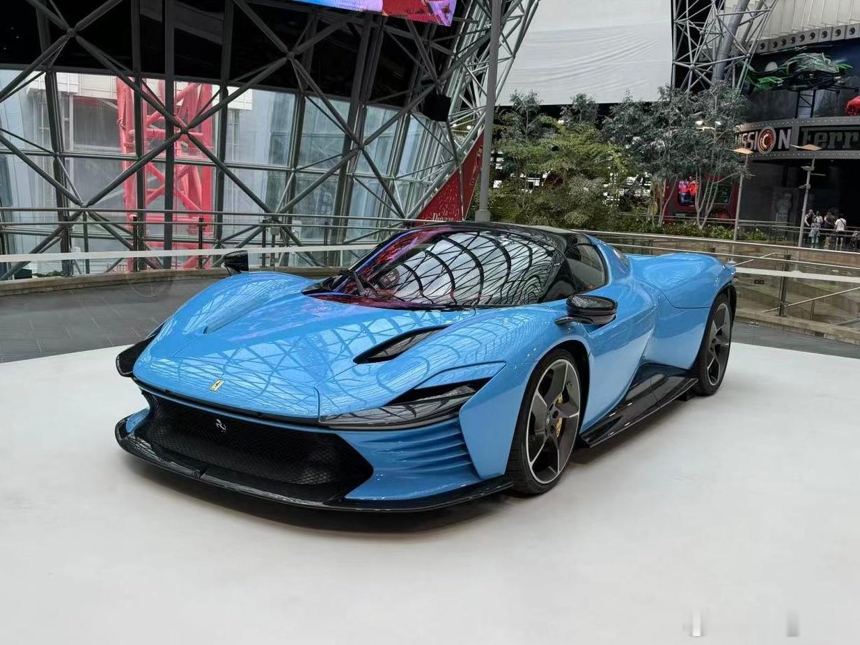 这个颜色的SP3 Daytona，大家觉得怎么样呢[开学季] ​​​